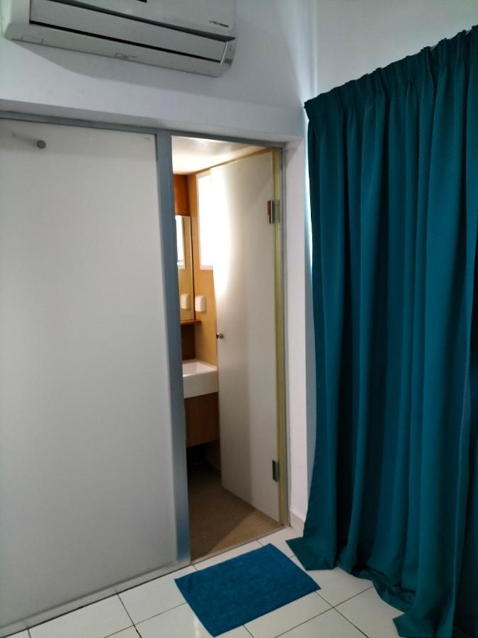 Hani Homestay Wifi Netflix Secure Parking Klia Usim Inti Aeon Mall Nilai Buitenkant foto